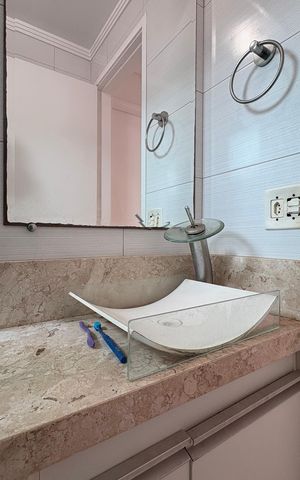 Apartamento para alugar com 50m², 2 quartos e 1 vaga Apartamento para alugar com 50m², 2 quartos e 1 vagaBanheiro