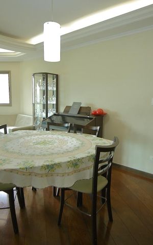 Apartamento para alugar com 104m², 3 quartos e 2 vagasSala
