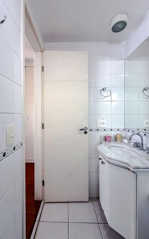 Apartamento para alugar com 83m², 3 quartos e 2 vagas Apartamento para alugar com 83m², 3 quartos e 2 vagasBanheiro da Suíte