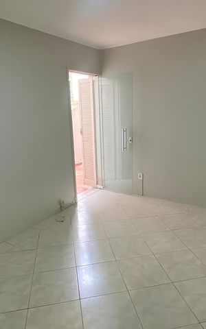 Apartamento à venda com 64m², 2 quartos e sem vaga Apartamento à venda com 64m², 2 quartos e sem vagaSala