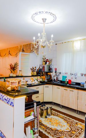 Casa à venda com 200m², 3 quartos e 2 vagasCozinha
