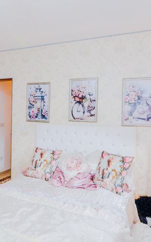 Casa à venda com 200m², 3 quartos e 2 vagasSuíte