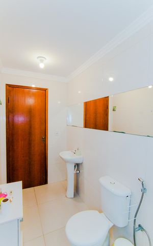 Casa à venda com 200m², 3 quartos e 2 vagasBanheiro da Suíte - Casa 2