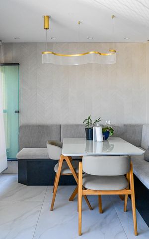 Apartamento à venda com 97m², 3 quartos e 2 vagas Apartamento à venda com 97m², 3 quartos e 2 vagasVaranda
