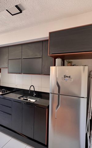 Apartamento à venda com 41m², 2 quartos e 1 vaga Apartamento à venda com 41m², 2 quartos e 1 vagaCozinha e Área de Serviço