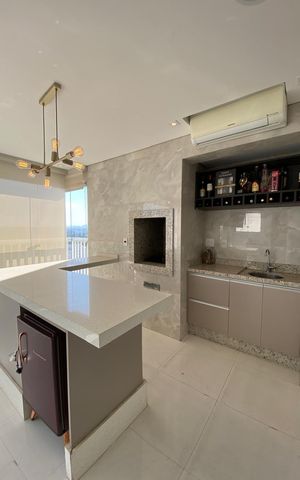 Apartamento à venda com 162m², 3 quartos e sem vaga Apartamento à venda com 162m², 3 quartos e sem vagaVaranda Gourmet