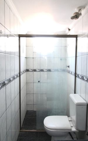 Apartamento para alugar com 48m², 2 quartos e 1 vaga Apartamento para alugar com 48m², 2 quartos e 1 vagaBanheiro