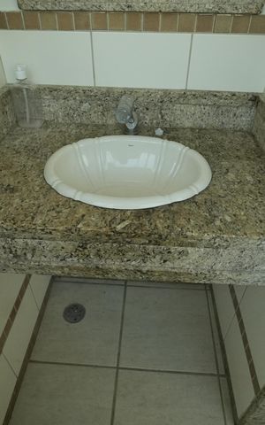 Apartamento à venda com 154m², 2 quartos e 2 vagasBanheiro de serviço