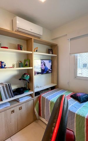 Apartamento à venda com 197m², 3 quartos e 2 vagas Apartamento à venda com 197m², 3 quartos e 2 vagasQuarto