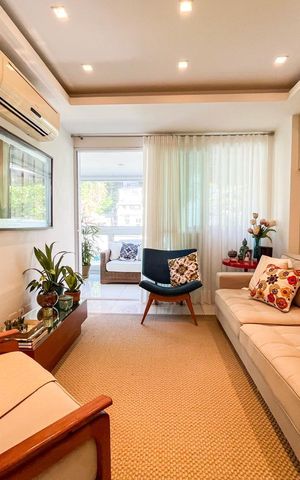 Apartamento à venda com 197m², 3 quartos e 2 vagas Apartamento à venda com 197m², 3 quartos e 2 vagasSala