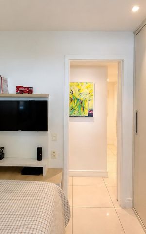 Apartamento à venda com 197m², 3 quartos e 2 vagas Apartamento à venda com 197m², 3 quartos e 2 vagasQuarto