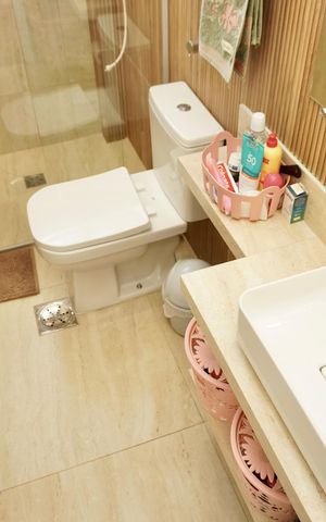 Apartamento à venda com 58m², 2 quartos e 1 vagaBanheiro Social