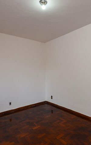 Casa para alugar com 460m², 4 quartos e 2 vagas Casa para alugar com 460m², 4 quartos e 2 vagasQuarto 2