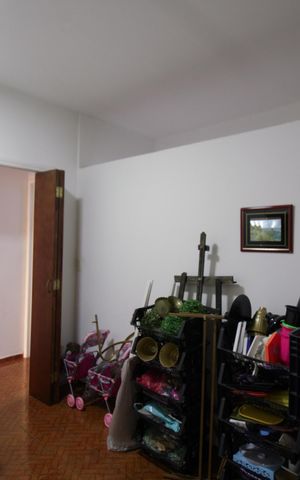 Casa à venda com 130m², 3 quartos e 2 vagas Casa à venda com 130m², 3 quartos e 2 vagasQuarto 2