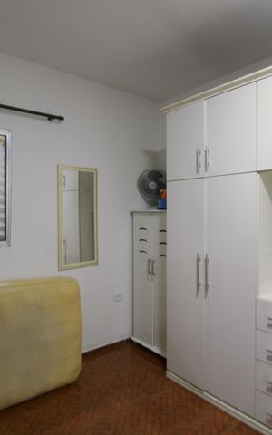 Casa à venda com 130m², 3 quartos e 2 vagas Casa à venda com 130m², 3 quartos e 2 vagasQuarto 2