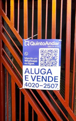 Casa à venda com 130m², 3 quartos e 2 vagas Casa à venda com 130m², 3 quartos e 2 vagasPlaquinha