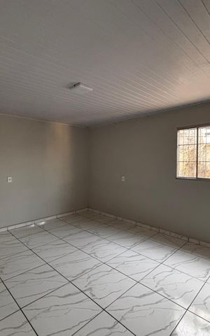 Casa para alugar com 90m², 2 quartos e sem vaga Casa para alugar com 90m², 2 quartos e sem vagaSala