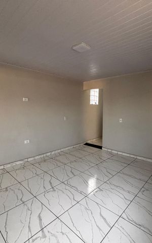 Casa para alugar com 90m², 2 quartos e sem vaga Casa para alugar com 90m², 2 quartos e sem vagaSala