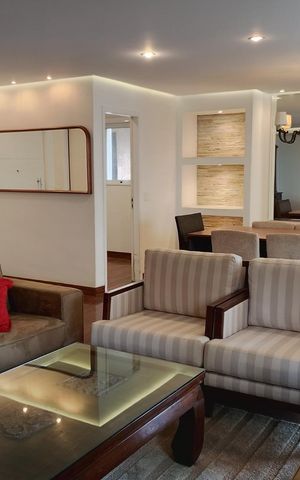 Apartamento à venda com 154m², 3 quartos e 3 vagas Apartamento à venda com 154m², 3 quartos e 3 vagasSala