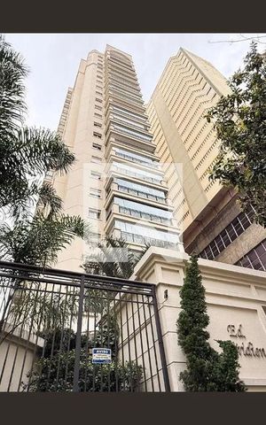 Apartamento à venda com 154m², 3 quartos e 3 vagas Apartamento à venda com 154m², 3 quartos e 3 vagasFachada