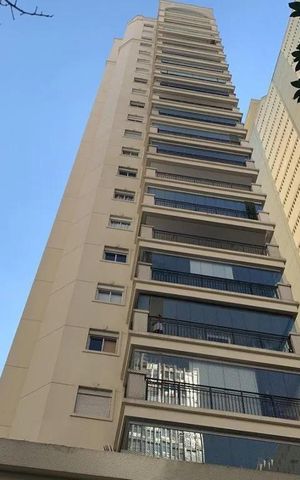 Apartamento à venda com 154m², 3 quartos e 3 vagas Apartamento à venda com 154m², 3 quartos e 3 vagasFachada
