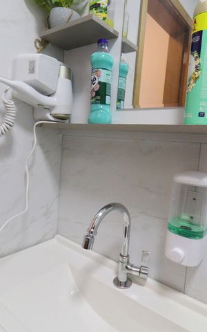Apartamento para alugar com 27m², 1 quarto e sem vagaBanheiro - torneira