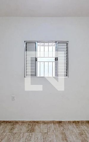 Casa para alugar com 100m², 2 quartos e sem vaga Casa para alugar com 100m², 2 quartos e sem vagaQuarto