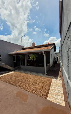 Casa à venda com 200m², 4 quartos e 2 vagasÁrea externa