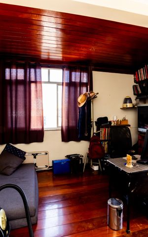Apartamento à venda com 184m², 3 quartos e 3 vagas Apartamento à venda com 184m², 3 quartos e 3 vagasSala de TV