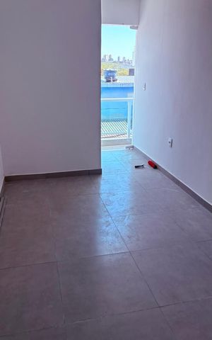 Casa para alugar com 57m², 2 quartos e sem vaga Casa para alugar com 57m², 2 quartos e sem vagaSala