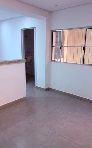Casa para alugar com 57m², 2 quartos e sem vaga Casa para alugar com 57m², 2 quartos e sem vagaSala