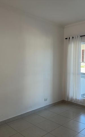 Casa de condomínio para alugar com 68m², 2 quartos e 2 vagas Casa de condomínio para alugar com 68m², 2 quartos e 2 vagasSala