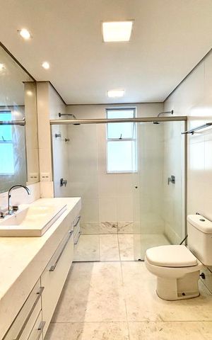 Apartamento para alugar com 147m², 3 quartos e 4 vagas