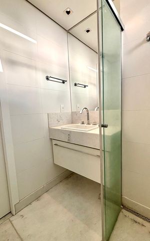 Apartamento para alugar com 147m², 3 quartos e 4 vagas