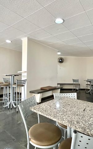 Apartamento à venda com 58m², 2 quartos e 1 vaga Apartamento à venda com 58m², 2 quartos e 1 vagaÁrea comum - Salão de festas