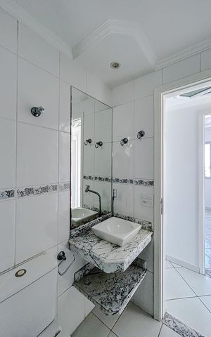 Apartamento para alugar com 64m², 3 quartos e 2 vagasBanheiro
