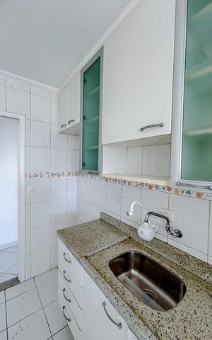Apartamento para alugar com 64m², 3 quartos e 2 vagasCozinha