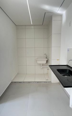 Apartamento para alugar com 35m², 2 quartos e sem vaga Apartamento para alugar com 35m², 2 quartos e sem vagaCozinha e Área de Serviço