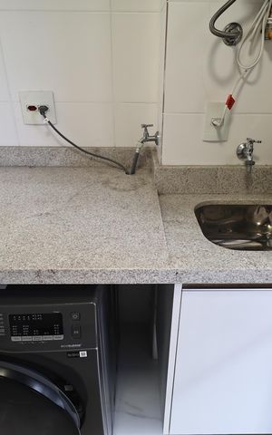 Apartamento à venda com 132m², 3 quartos e 2 vagas Apartamento à venda com 132m², 3 quartos e 2 vagasLavanderia