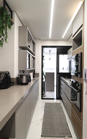 Apartamento à venda com 132m², 3 quartos e 2 vagas Apartamento à venda com 132m², 3 quartos e 2 vagasCozinha