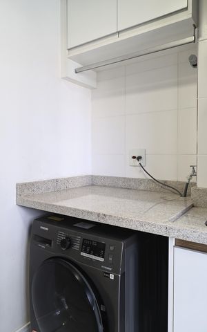 Apartamento à venda com 132m², 3 quartos e 2 vagas Apartamento à venda com 132m², 3 quartos e 2 vagasLavanderia