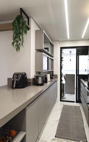 Apartamento à venda com 132m², 3 quartos e 2 vagas Apartamento à venda com 132m², 3 quartos e 2 vagasCozinha