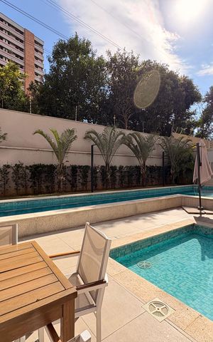 Apartamento à venda com 132m², 3 quartos e 2 vagas Apartamento à venda com 132m², 3 quartos e 2 vagasÁrea comum - Piscina