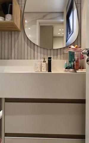 Apartamento à venda com 132m², 3 quartos e 2 vagas Apartamento à venda com 132m², 3 quartos e 2 vagasBanheiro da suíte 2