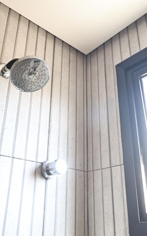 Apartamento à venda com 132m², 3 quartos e 2 vagas Apartamento à venda com 132m², 3 quartos e 2 vagasBanheiro da suíte 1