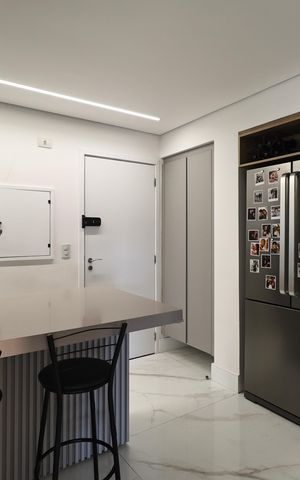 Apartamento à venda com 132m², 3 quartos e 2 vagas Apartamento à venda com 132m², 3 quartos e 2 vagasCozinha