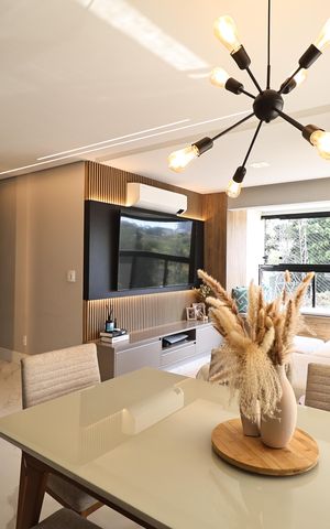 Apartamento à venda com 132m², 3 quartos e 2 vagas Apartamento à venda com 132m², 3 quartos e 2 vagasSala