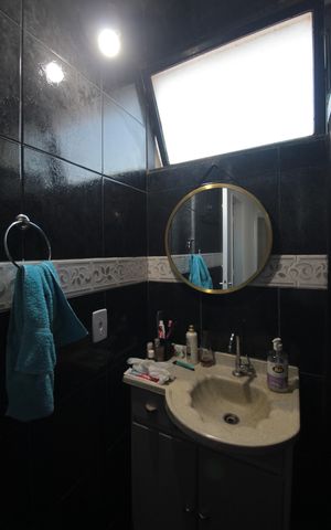 Apartamento à venda com 77m², 2 quartos e 1 vagaBanheiro Social