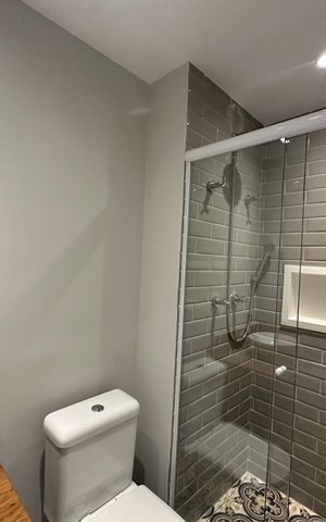 Apartamento para alugar com 63m², 2 quartos e 1 vaga Apartamento para alugar com 63m², 2 quartos e 1 vagaBanheiro Social
