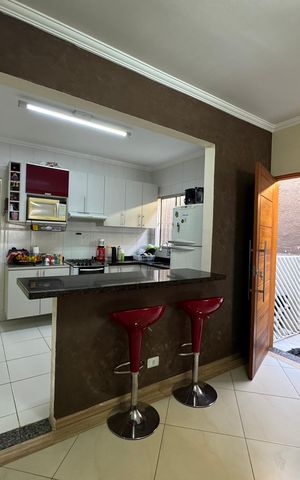 Casa de condomínio à venda com 132m², 2 quartos e 2 vagas Casa de condomínio à venda com 132m², 2 quartos e 2 vagasSala
